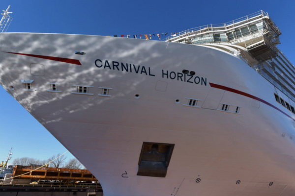 Zwodowano nowy statek Carnival Cruise Line