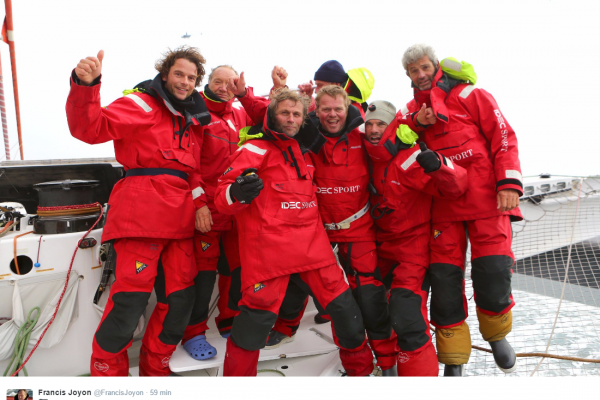Jules Verne Trophy - załoga Joyona ustanowiła rekord opłynięcia globu