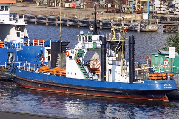 Najstarszy pływający statek w Szczecinie na sprzedaż