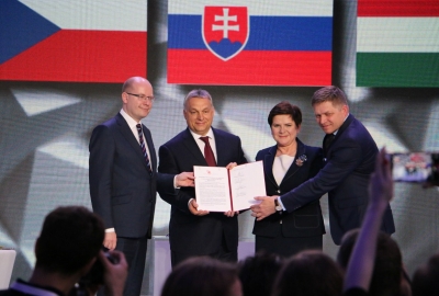 Premierzy Państw Grupy Wyszehradzkiej podpisali Deklarację Warszawską