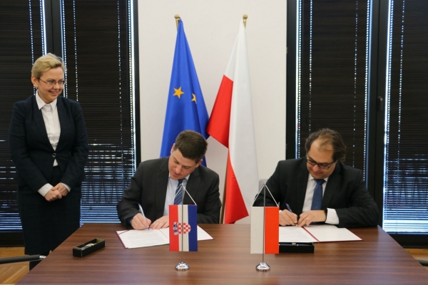 Ministrowie Polski i Chorwacji odpowiedzialni za gospodarkę morską podpisali memorandum...