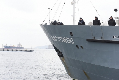 Zimowa praktyka podchorążych na ORP Arctowski