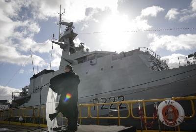 Pierwszy patrolowy okręt obrony wybrzeża typu River ochrzczony w Glasgow...