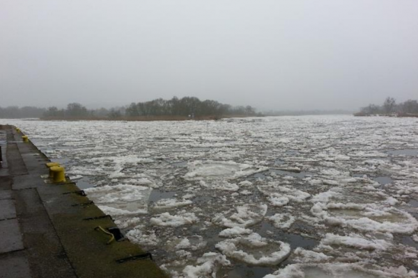 Żegluga na Odrze wstrzymana