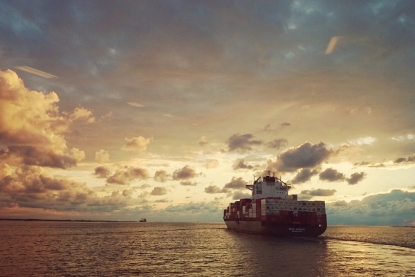 Pierwsze czytanie projektu ustawy o zapobieganiu zanieczyszczeniu morza przez statki