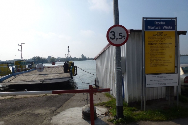 Radio Gdańsk: Prom z Sobieszewa wystawiony na sprzedaż