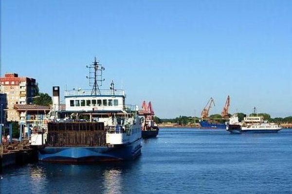 Więcej promów na przeprawie 