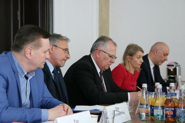 Spotkanie przedstawicieli regionów i instytucji zaineresowanych użeglownieniem Odry