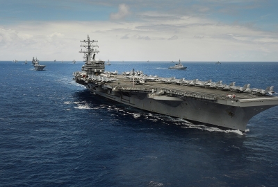USS Ronald Reagan (Fot.: Wikimedia Commons) Wspólne manewry USA i Japonii - pokaz siły przy Półwyspie Koreańskim