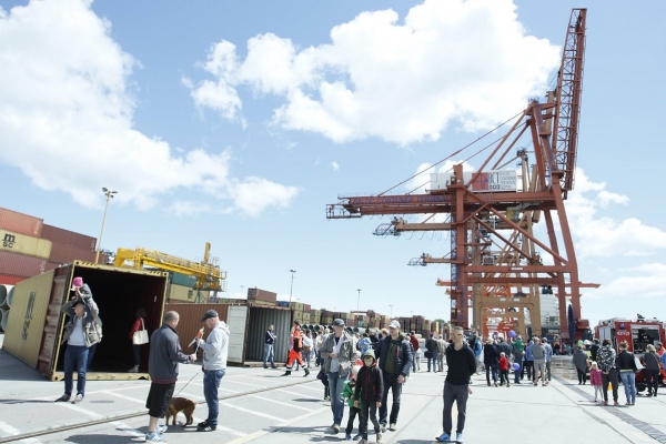 Odwiedź Bałtycki Terminal Kontenerowy