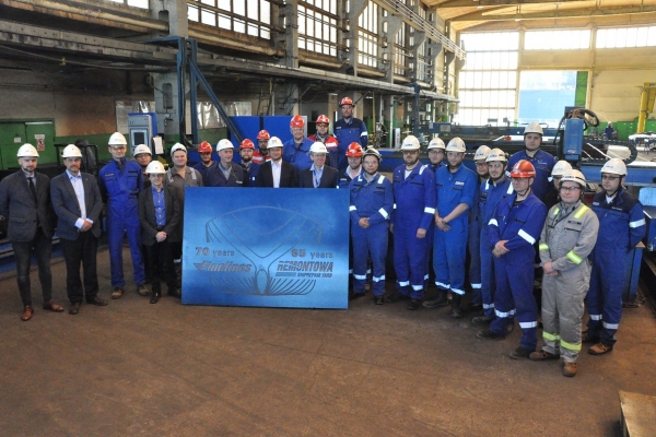 Cięcie blach na przebudowę promów Finnlines w Gdańskiej Stoczni Remontowa SA