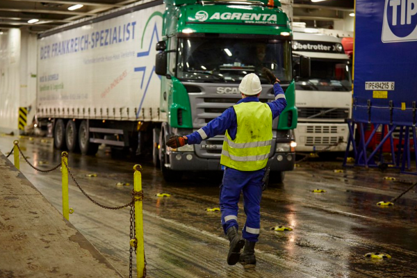 DFDS i duże przedsiębiorstwo motoryzacyjne podpisały ważną umowę