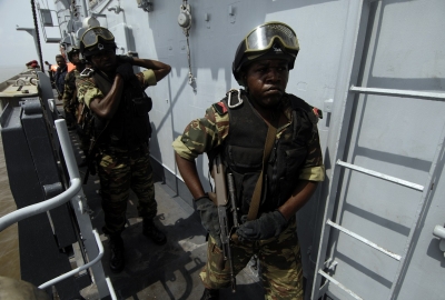 Katastrofa okrętu marynarki Kamerunu, dziesiątki zaginionych