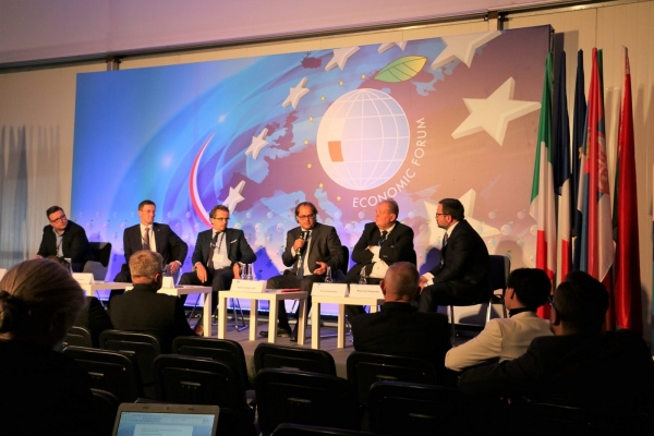 Gróbarczyk w Krynicy: wspieranie branży morskiej priorytetem rządu