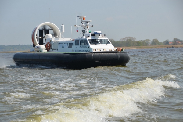 Przepłynął wbrew przepisom przez granicę