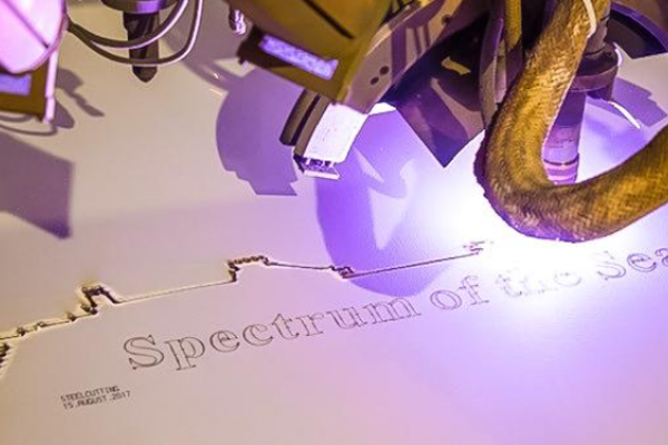 Pierwsze cięcie blach na budowę najnowszego statku Royal Caribbean [VIDEO]