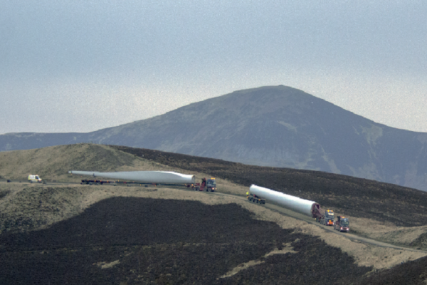 DSV transportuje turbiny wiatrowe