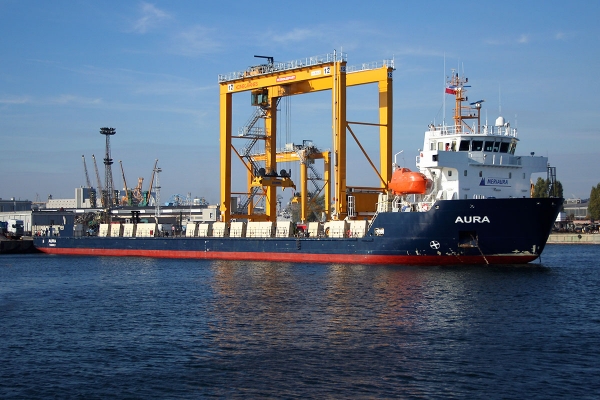 Statek wielozadaniowy Aura obchodzi urodziny