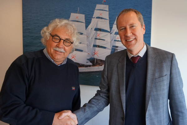  Damen Marine Components i Van der Velden Marine Systems łączą siły