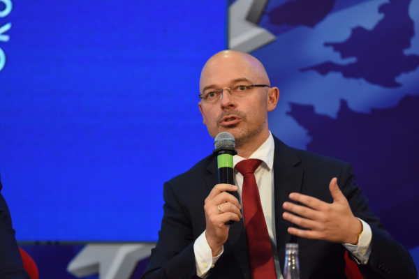 Kurtyka o kierunkach ewolucji polskiej energetyki