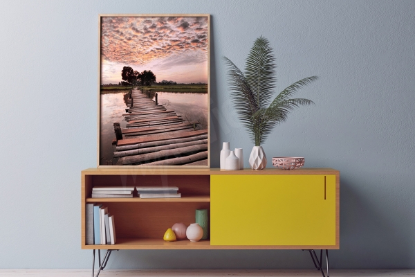 W domu, ale wciąż na wodzie – obrazy z mostami w salonie wilka morskiego