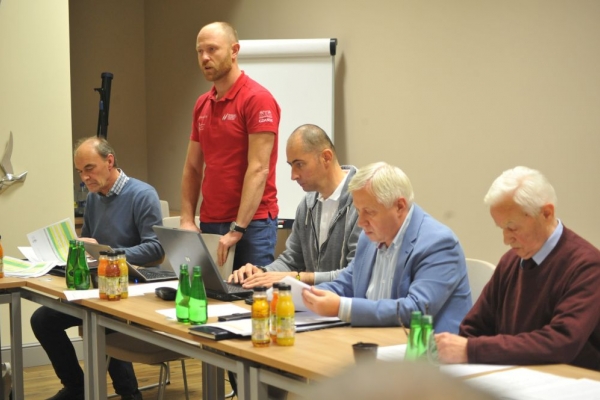 Wielka dyskusja o żeglarstwie morskim