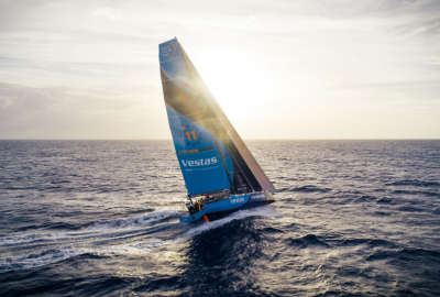 Kolizja podczas regat Volvo Ocean Race. Zginął członek załogi statku ryb...