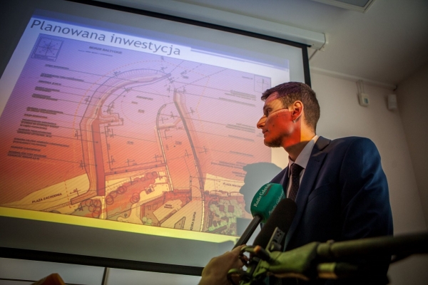 Gróbarczyk: przebudowa portu to ogromna szansa dla Ustki stania się dominującym portem ...