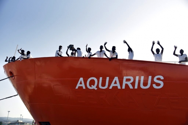 Szef MSW Włoch: na morzu nie ma już żadnego statku organizacji pozarządowej