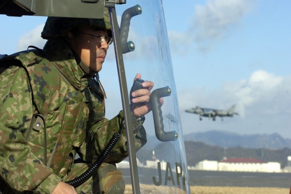 Japonia uruchamia piechotę morską, by bronić się przed potencjalnym atakiem Chin