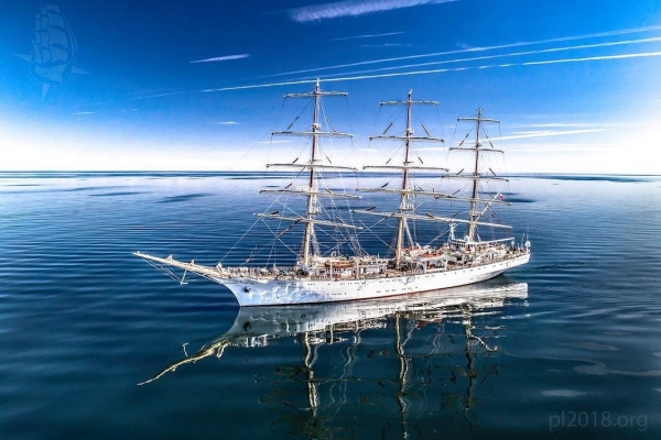 Dar Młodzieży już w Tallinie. Śledź na bieżąco trasę rejsu