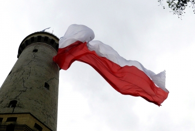 Największa flaga na świecie zawiśnie na latarni morskiej w Świnoujściu...