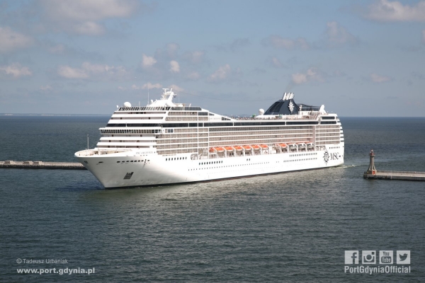 MSC Orchestra w gdyńskim porcie. Trwa sezon na wycieczkowce