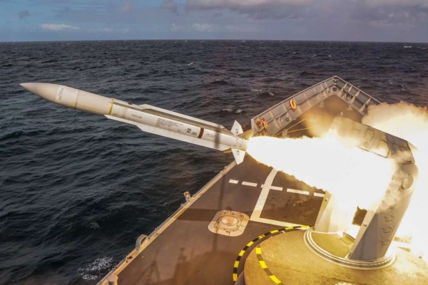 ORP Gen. K. Pułaski: strzelanie rakietowe do celów powietrznych