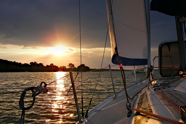 Szczecin: Mapy śródlądowych dróg wodnych odsłonięto na wyspie Łasztownia