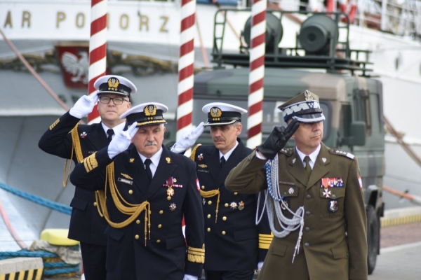 Przekazanie dowództwa na ORP Błyskawica