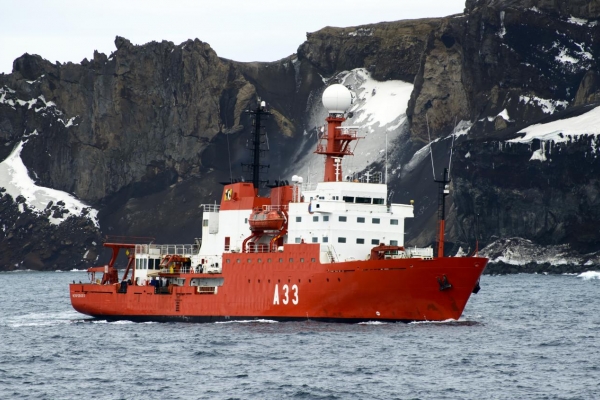 12 migrantów zginęło podczas przeprawy przez Morze Alborańskie