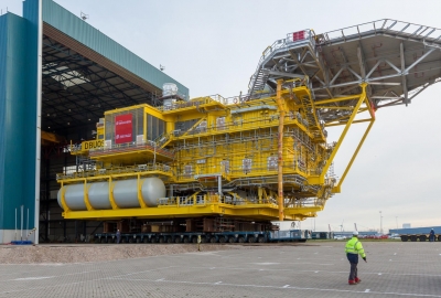 Podstacje na morską farmę wiatrową Damen Shiprepair Vlissingen wspiera budowę morskiej farmy wiatrowej Deutsche Bucht