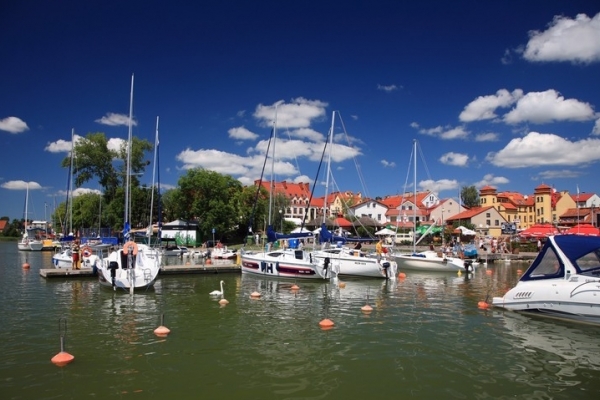 Rozpoczęła się przebudowa nabrzeża w Mikołajkach