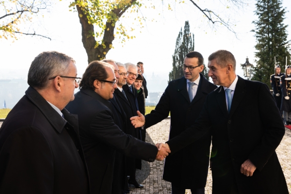 Minister Gróbarczyk wziął udział w polsko-czeskich międzyrządowych konsultacjach w Prad...