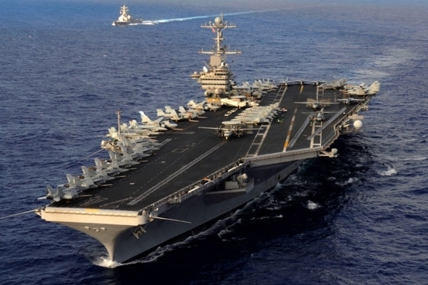 Lotniskowiec USA wpłynął do Zatoki Perskiej