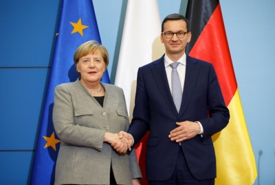 Merkel: chcemy, żeby Ukraina pozostała ważnym krajem tranzytowym dla ros...