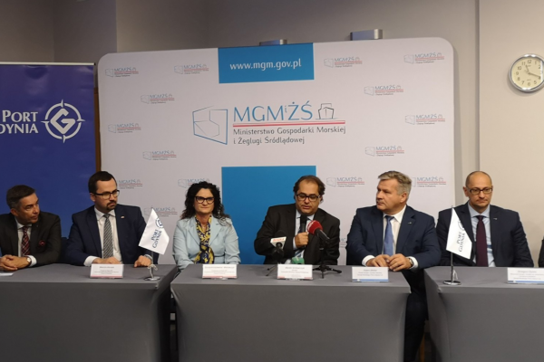 Gróbarczyk: chcemy, aby polskie porty pod względem przeładunków były w centrum Bałtyku...