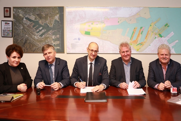 Rusza rozbudowa i modernizacja miejsc parkingowych w Porcie Gdynia