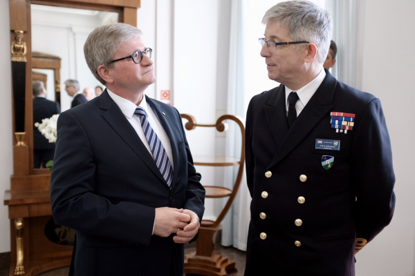 Szef BBN rozmawiał z dowódcą morskich sił NATO