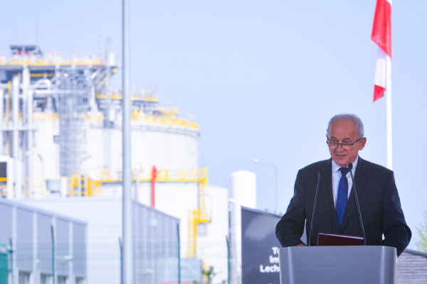 Tchórzewski: terminal LNG symbolem niezależności i bezpieczeństwa energetycznego Polski...