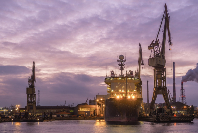 Przemysł stoczniowy i porty: jaka rola dla państwa?