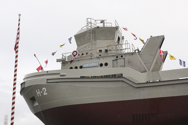 Mieszko ochrzczony! To kolejny holownik dla Marynarki Wojennej RP [VIDEO]