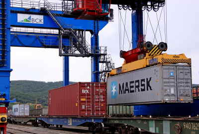 Maersk uruchamia pierwsze połączenie morze-ląd-morze z Azji do Europy