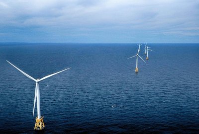 Niemieckie RWE wchodzi w polskie projekty morskich farm wiatrowych